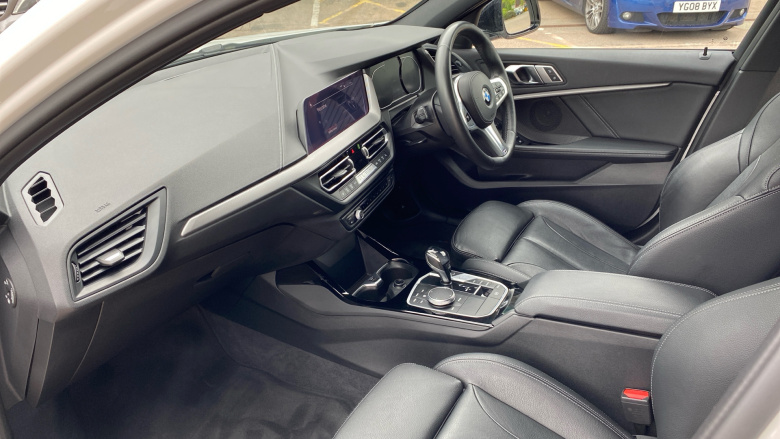 BMW 1 Series 118i M Sport 5dr Step Auto Petrol Hatchback